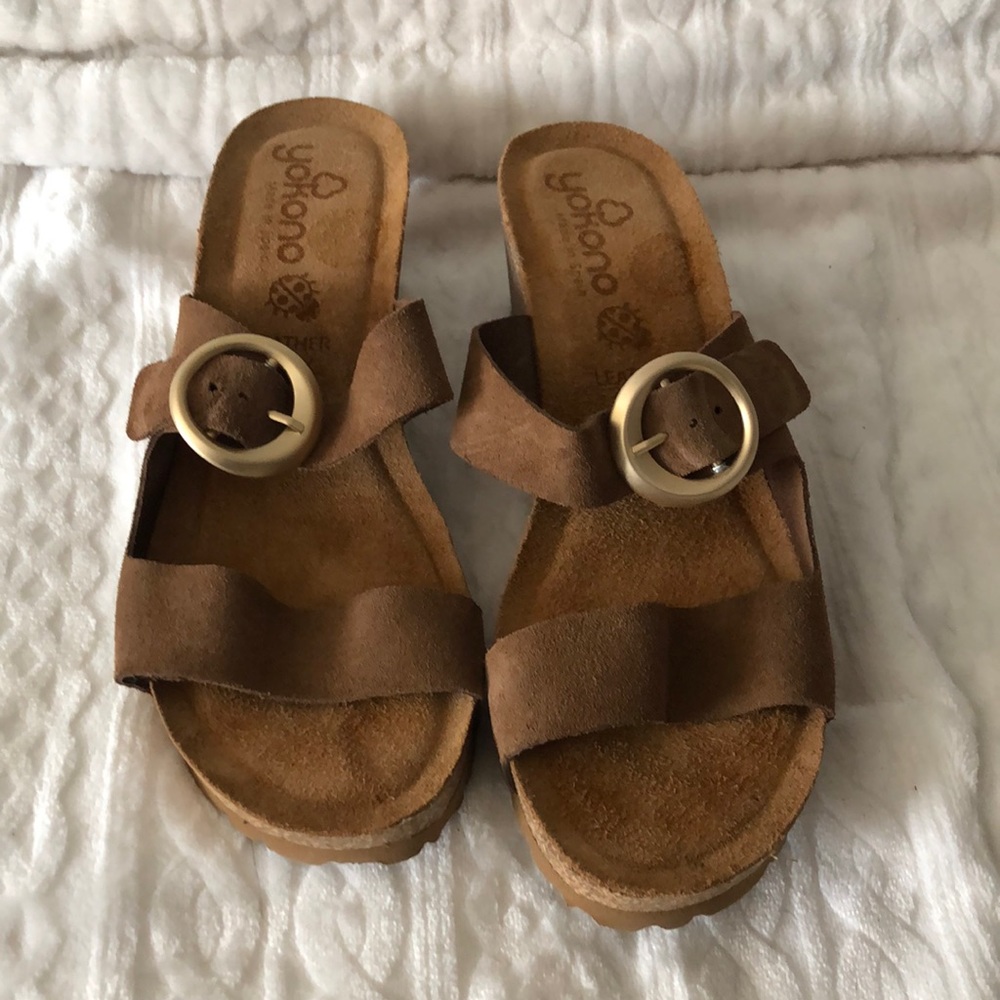 Yokono Tan Suede 9.5 Sandal